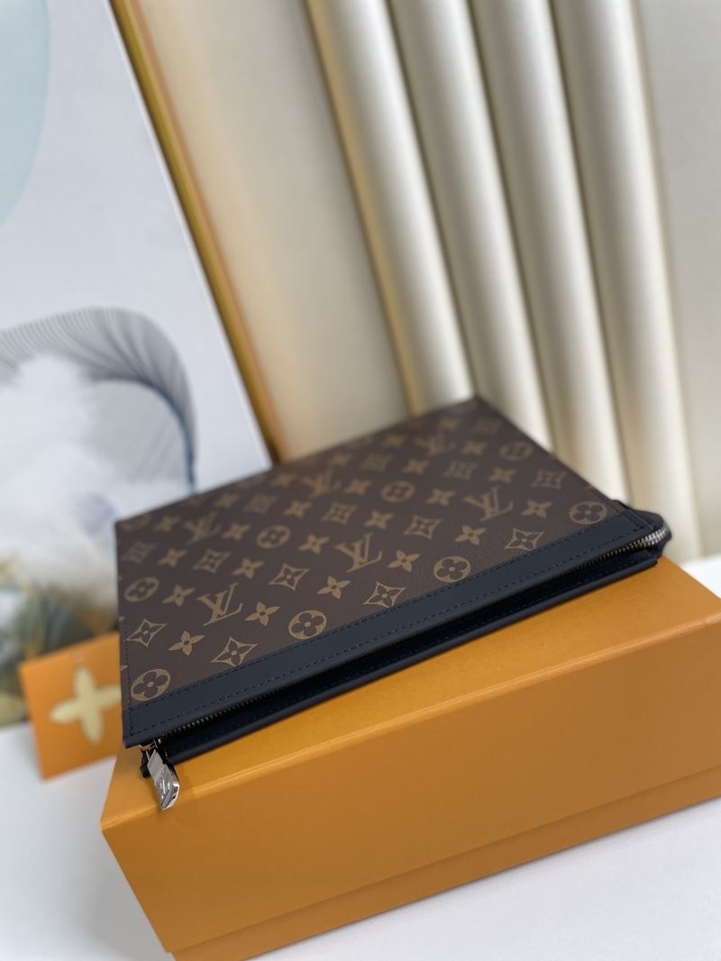 Louis Vuitton Clutch Bags